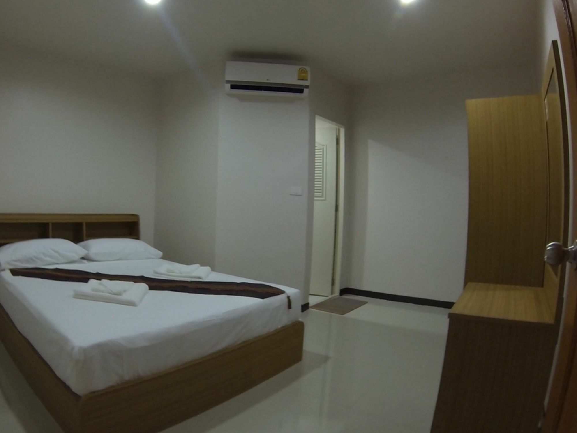 B Place Guesthouse Phi Phi-øyene Eksteriør bilde